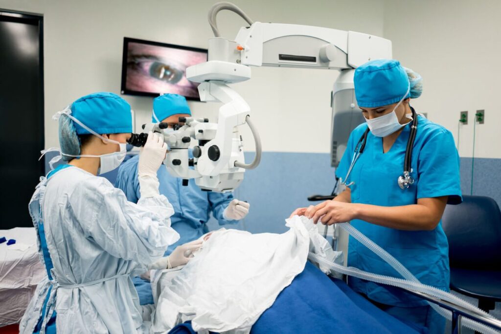 Cataract Surgery in Sydney: What to Expect and How It Can Improve Your Vision